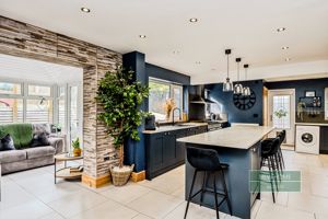 Photo 15- click for photo gallery